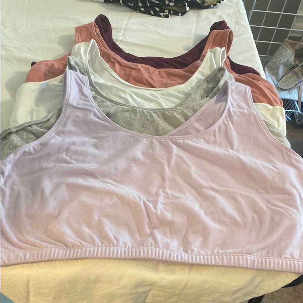 Fruit of the Loom 5 pc lot. Size 48 comfort tank bras. Great colors. - Picture 2 of 7
